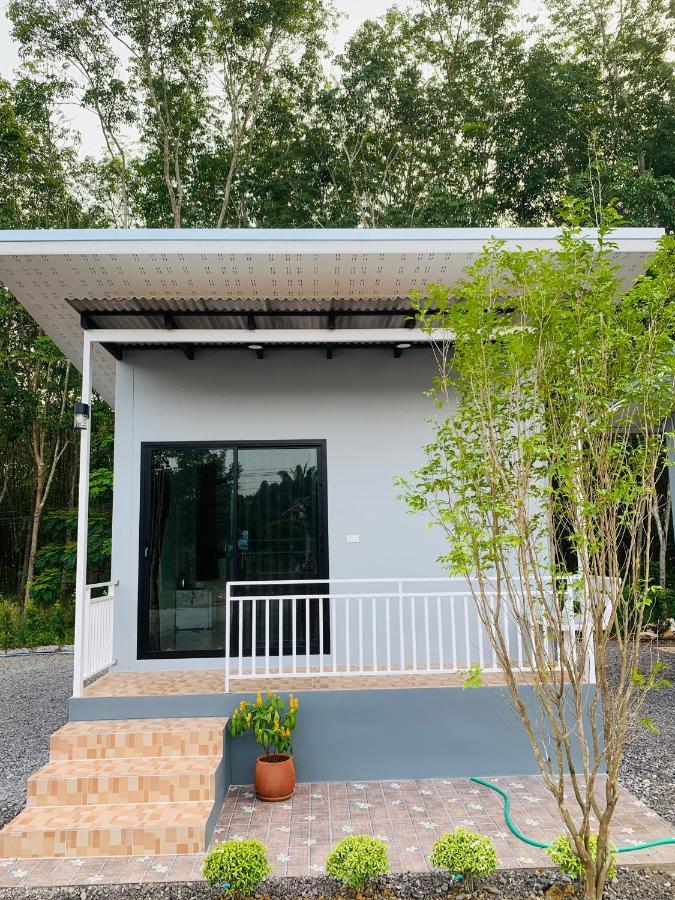 Suanvadee Resort สวนวดี รีสอร์ท Don Sak Zewnętrze zdjęcie