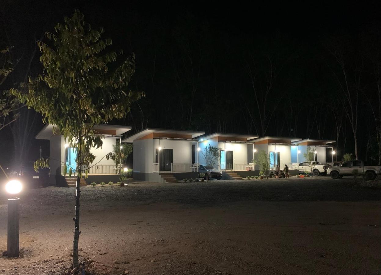 Suanvadee Resort สวนวดี รีสอร์ท Don Sak Zewnętrze zdjęcie