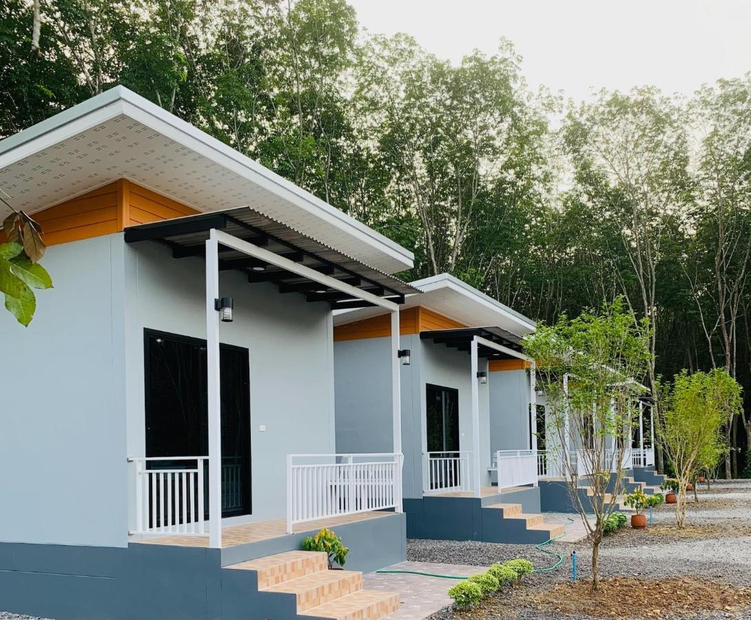 Suanvadee Resort สวนวดี รีสอร์ท Don Sak Zewnętrze zdjęcie