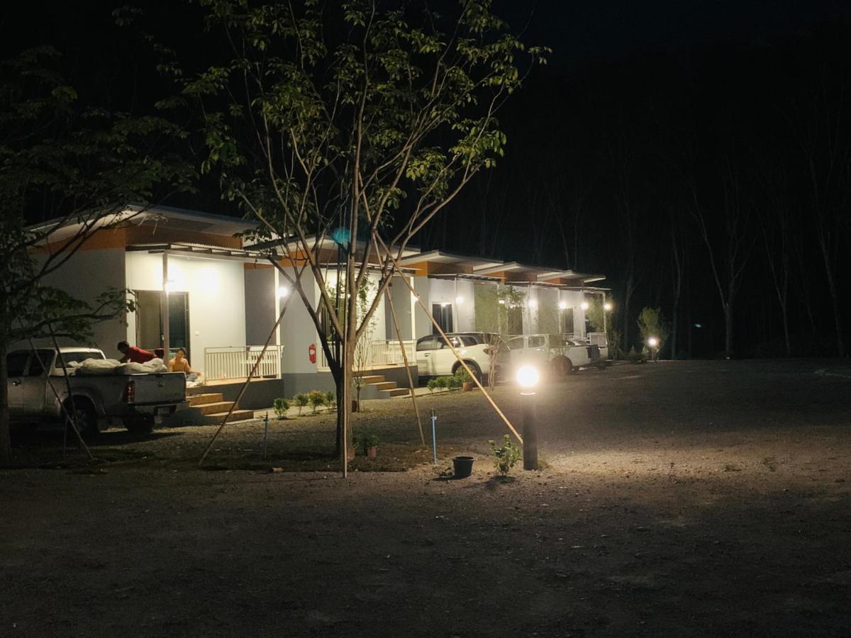 Suanvadee Resort สวนวดี รีสอร์ท Don Sak Zewnętrze zdjęcie