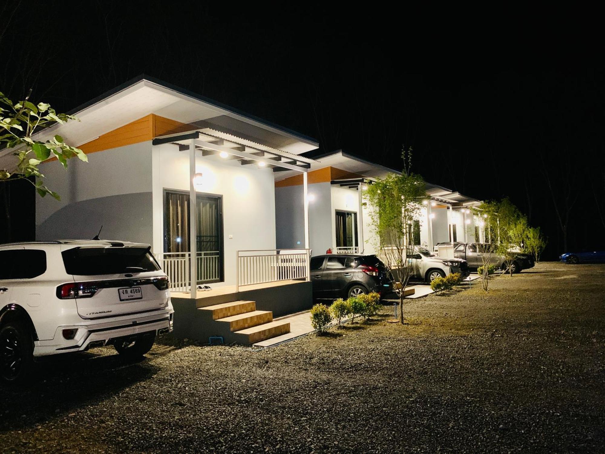 Suanvadee Resort สวนวดี รีสอร์ท Don Sak Zewnętrze zdjęcie