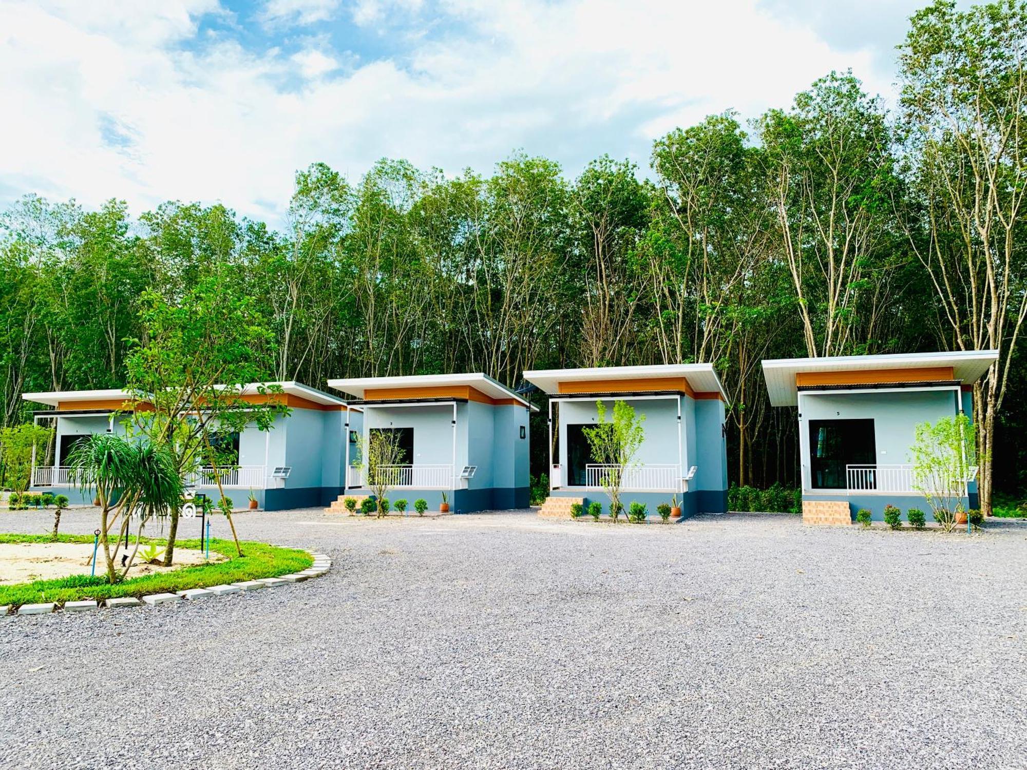 Suanvadee Resort สวนวดี รีสอร์ท Don Sak Zewnętrze zdjęcie