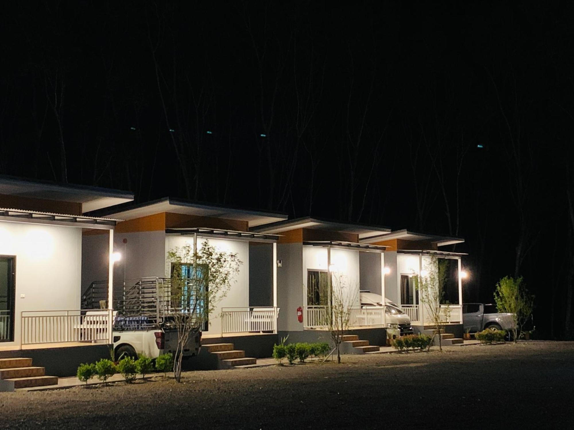 Suanvadee Resort สวนวดี รีสอร์ท Don Sak Zewnętrze zdjęcie